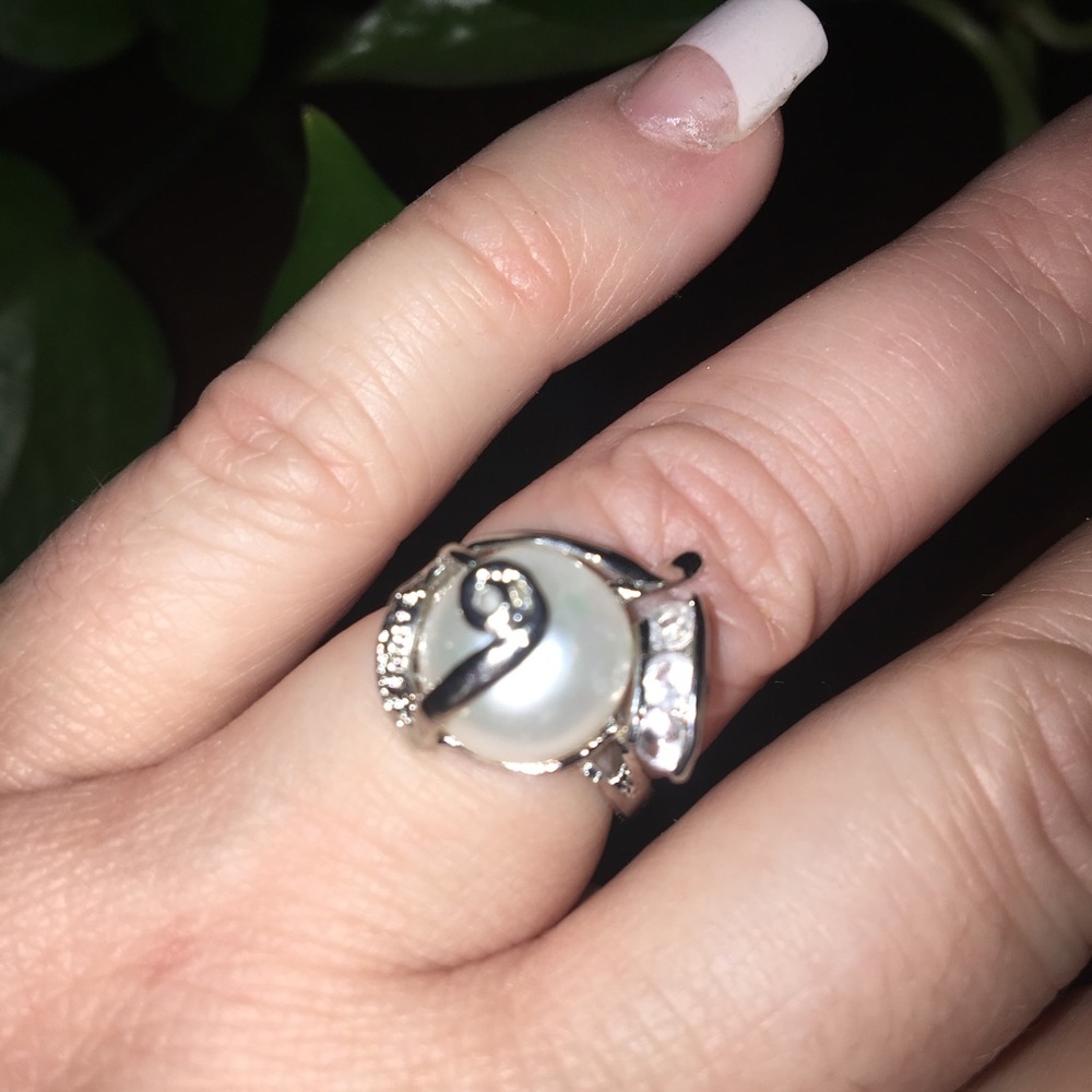 Stunning Pearl Ring